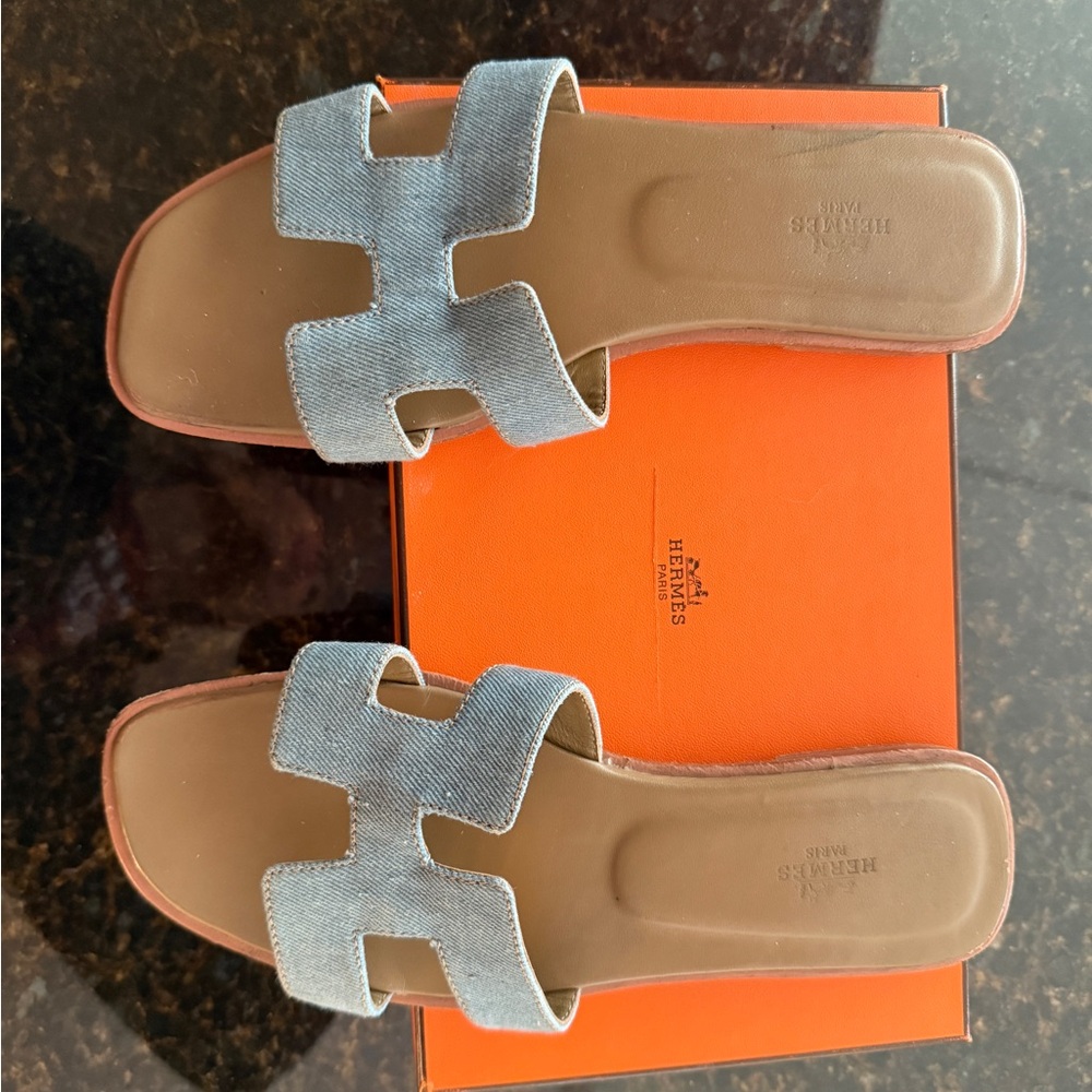 Hermès Bleu Brut Oran Denim Sandals